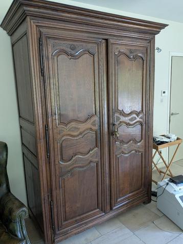 Grote antieke eiken linnenkast – Lodewijk XIV-stijl – 222x16 beschikbaar voor biedingen
