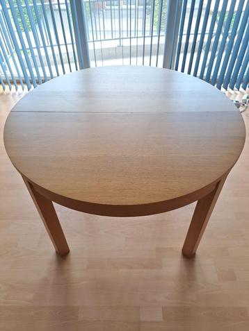 Uitschuifbare eettafel, licht beuken/fineer beschikbaar voor biedingen