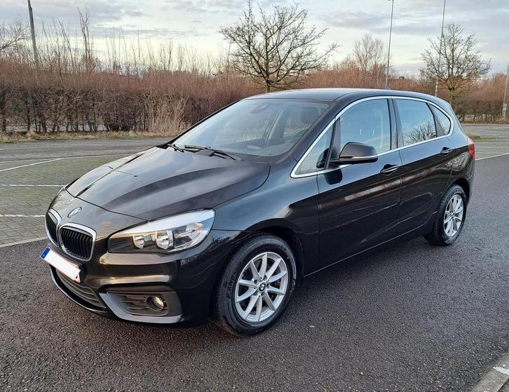 Bmw serie 2 boîte automatique avec demande d’immatriculation, Autos, BMW, Particulier, Série 2 Active Tourer, Bluetooth, Essence