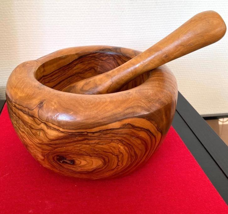 Prachtige olijfhouten kom uit de jaren 60, Antiek en Kunst, Antiek | Keukengerei, Ophalen of Verzenden