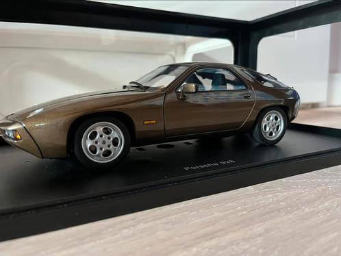 Porsche 928 Tabac brown metallic Autoart 1:18, Hobby en Vrije tijd, Modelauto's | 1:18, Zo goed als nieuw, Auto, Autoart, Ophalen of Verzenden
