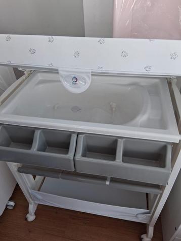 Commode met bad nieuw beschikbaar voor biedingen