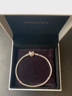 Pandora armband 18 cm, Handtassen en Accessoires, Armbanden, Ophalen, Zo goed als nieuw, Met bedels of kralen, Zilver