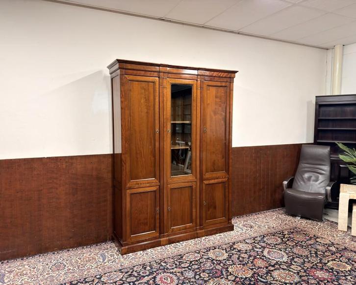 Klassieke Italiaanse Boekenkast Assi D'asolo, Antiek en Kunst, Antiek | Kantoor en Zakelijk, Ophalen of Verzenden