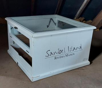 Salontafel/kist beschikbaar voor biedingen