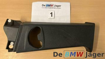 bekleding veiligheids gordel BMW 1-serie E81 E87 51437058333 beschikbaar voor biedingen
