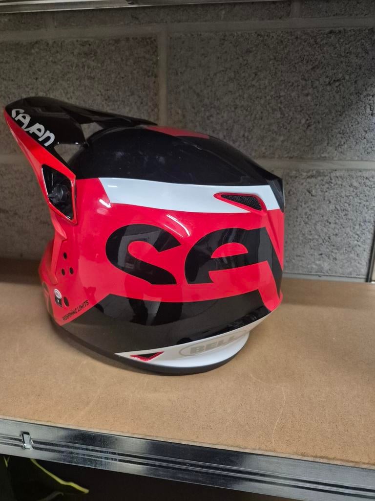 Casque bell mx9 mips taille m, Motoren, Kleding | Motorhelmen, M, Arai