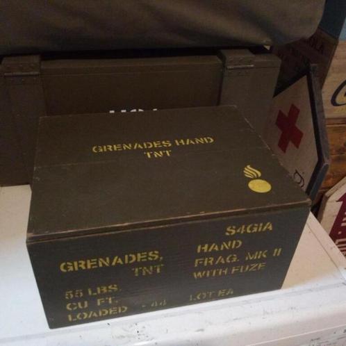 Etui in Amerikaanse WO2-stijl: GRENADES HAND FRAG - MKII, Verzamelen, Militaria | Tweede Wereldoorlog, Verzenden