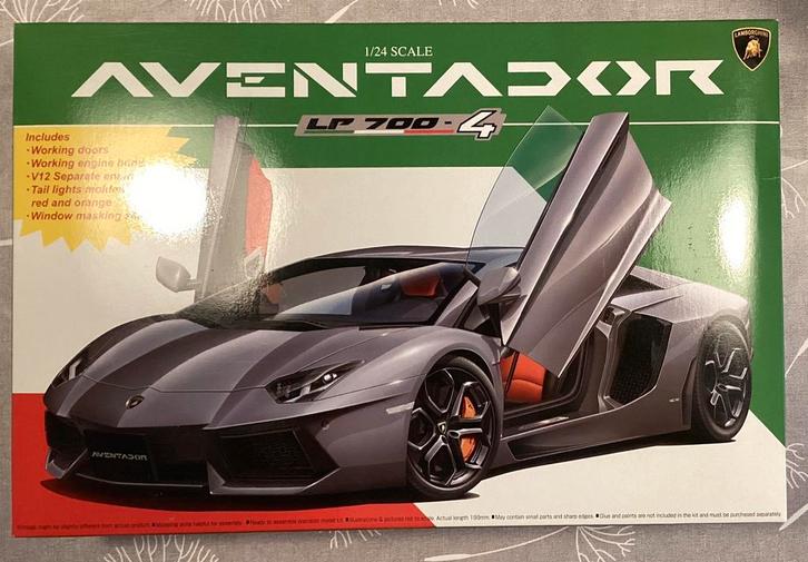 Aoshima Lamborghini Aventador LP700-4 modelbouw kit, Hobby & Loisirs créatifs, Modélisme | Voitures & Véhicules, Comme neuf, Enlèvement ou Envoi