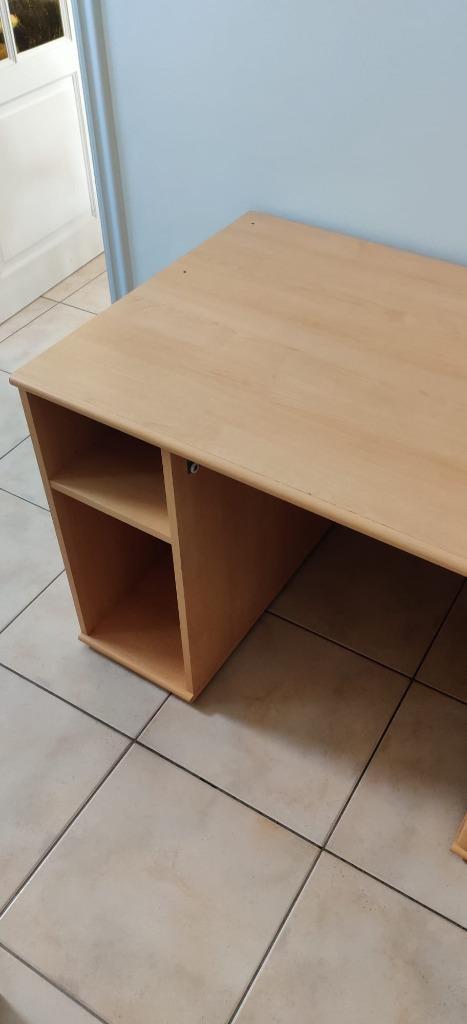 bureau, Huis en Inrichting, Bureaus, Zo goed als nieuw, Bureau, Ophalen