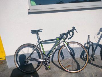 Cannondale Crossfiets FULL Carbon in zeer goede staat beschikbaar voor biedingen