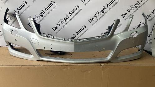 Voorbumper van een Mercedes E-Klasse, Auto-onderdelen, Carrosserie, Bumper, Gebruikt, 3 maanden garantie, Ophalen of Verzenden