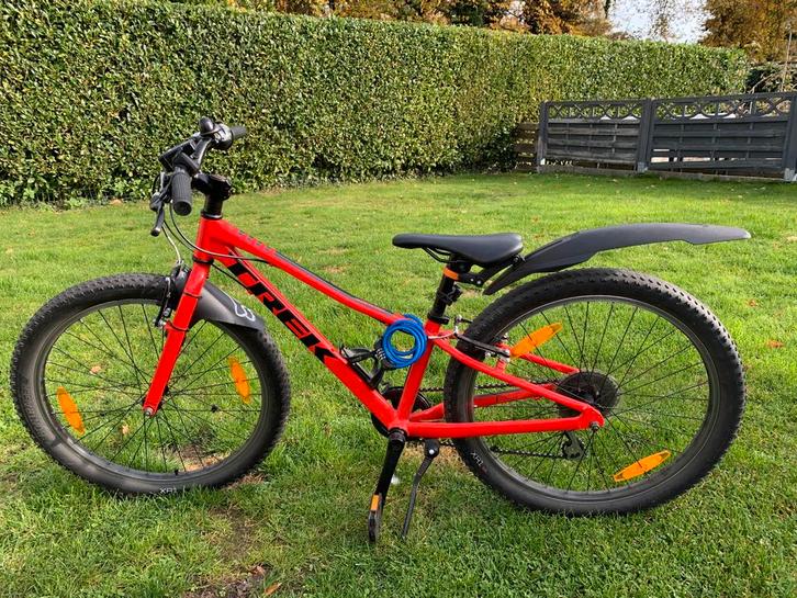 Kinderfiets TREK 24’’ jongens 8 versnellingen, Fietsen en Brommers, Fietsen | Crossfietsen en BMX, Gebruikt, 24 inch of meer, Ophalen