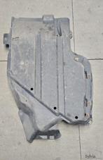 Bodemplaat brandstoftank rechts BMW X3 serie E83 + LCI 51713, Auto-onderdelen, Gebruikt, -, -, Ophalen of Verzenden