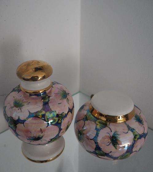 Ensemble de 2 pots avec motif de fleurs en roses, Antiquités & Art, Curiosités & Brocante, Enlèvement