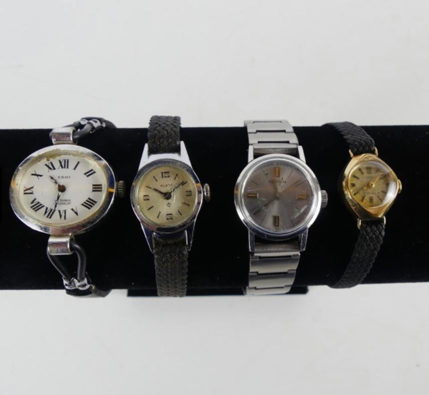 Lot de 4 montres vintage pour femmes, Bijoux, Sacs & Beauté, Montres | Femmes, Enlèvement ou Envoi, Utilisé