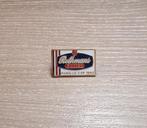 PIN - ROTHMANS - RACING - PARIS LE CAP, Verzamelen, Verzenden, Gebruikt, Sport, Speldje of Pin