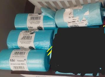 Lot 4 rouleaux de sacs à PMC TiBi Charleroi etc. Valeur 14€ beschikbaar voor biedingen