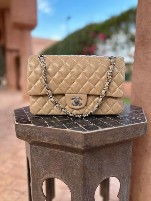 Sac chanel classique/ timeless, Handtassen en Accessoires, Tassen | Damestassen, Gebruikt, Schoudertasje, Beige, Ophalen of Verzenden