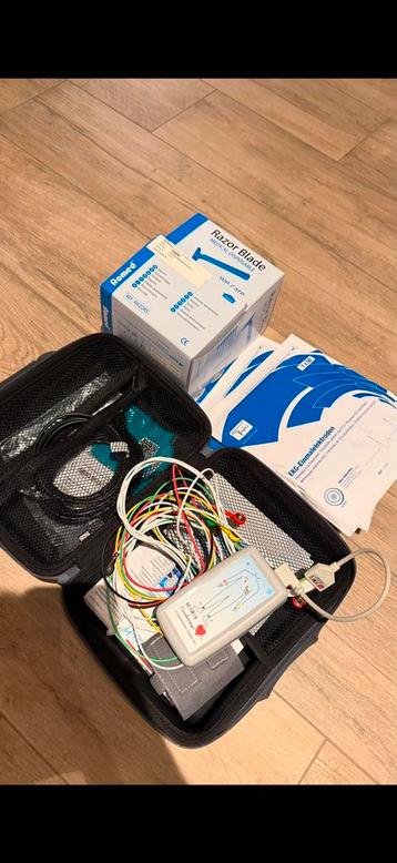 Professioneel ekg toestel beschikbaar voor biedingen