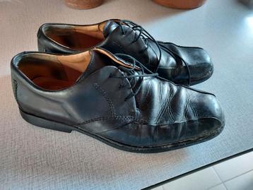 Chaussures Clarks pour homme taille 44.5, Enlèvement, Comme neuf
