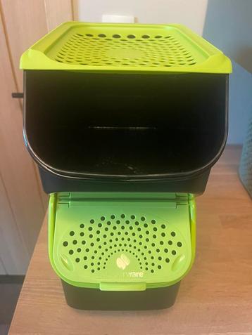 Tupperware aardappel en ajuin bewaardoos beschikbaar voor biedingen