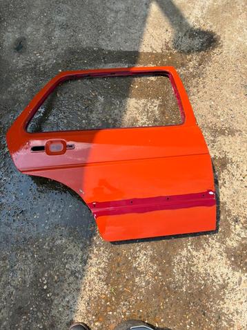 golf 2.    achter deuren  beschikbaar voor biedingen