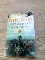 Steve Berry - het geheim van Gent, Zo goed als nieuw, Ophalen, Steve Berry