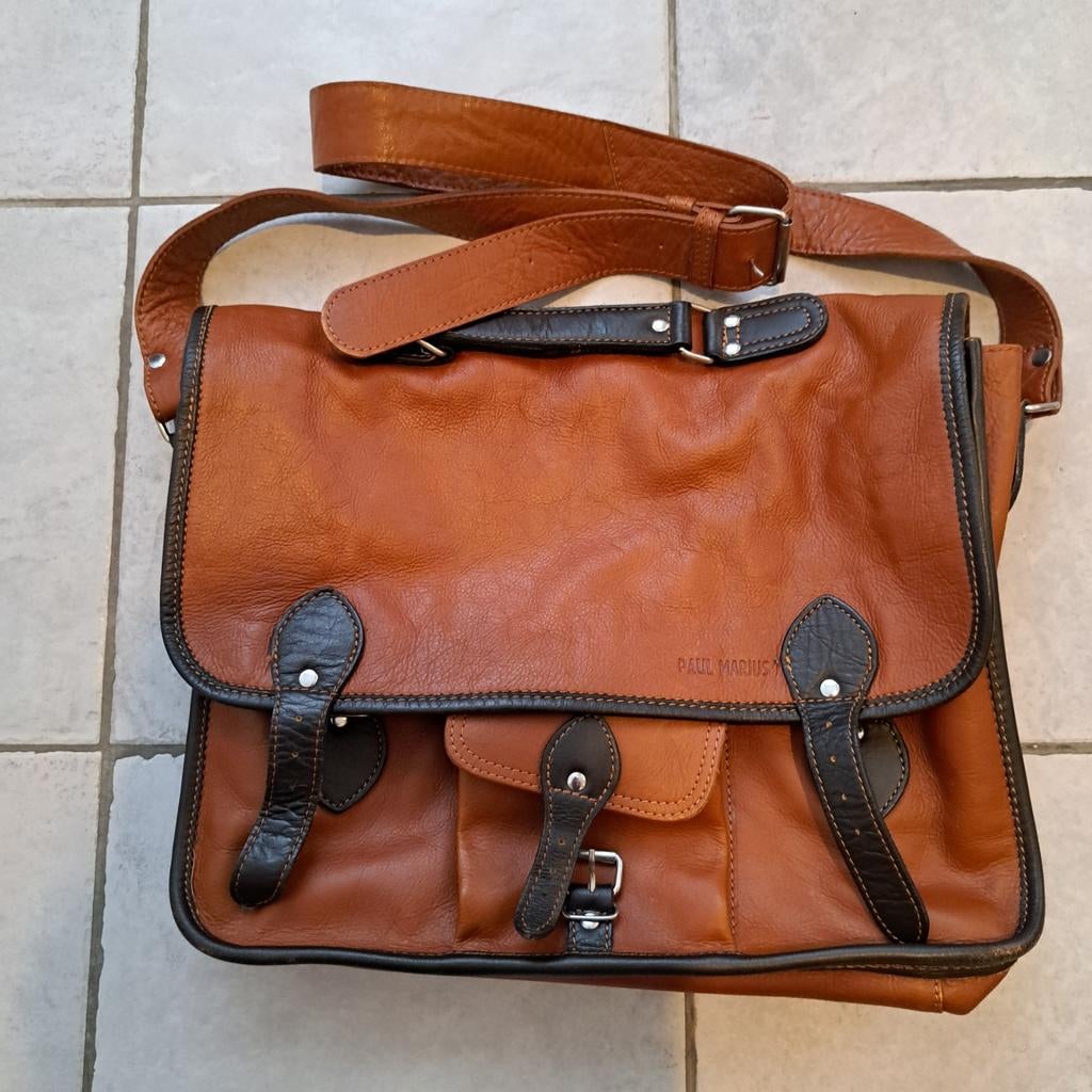 Sac Paul Marius en cuir – modèle authentique – très bon état, Bijoux, Sacs & Beauté, Sacs | Cartables