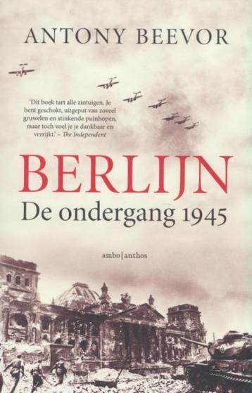 Antony Beevor, 4 boeken beschikbaar voor biedingen