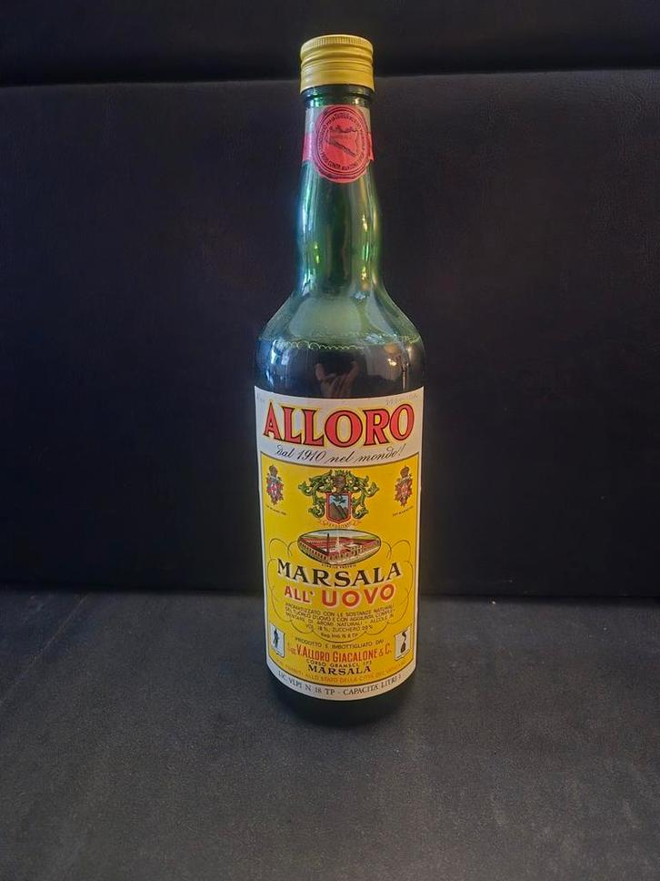 vintage fles Alloro Marsala all’Uovo 1978, Verzamelen, Wijnen, Zo goed als nieuw, Italië, Ophalen