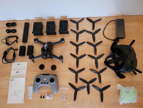 DJI FPV fly more combo + extra's, Audio, Tv en Foto, Drones, Zo goed als nieuw, Drone met camera, Ophalen
