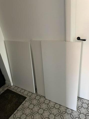 Witte zware legplanken beschikbaar voor biedingen