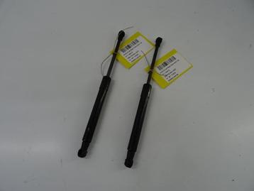 VERIN DE CAPOT Audi A1 Sportback (8XA / 8XF) (8X0823359035), Utilisé, Audi