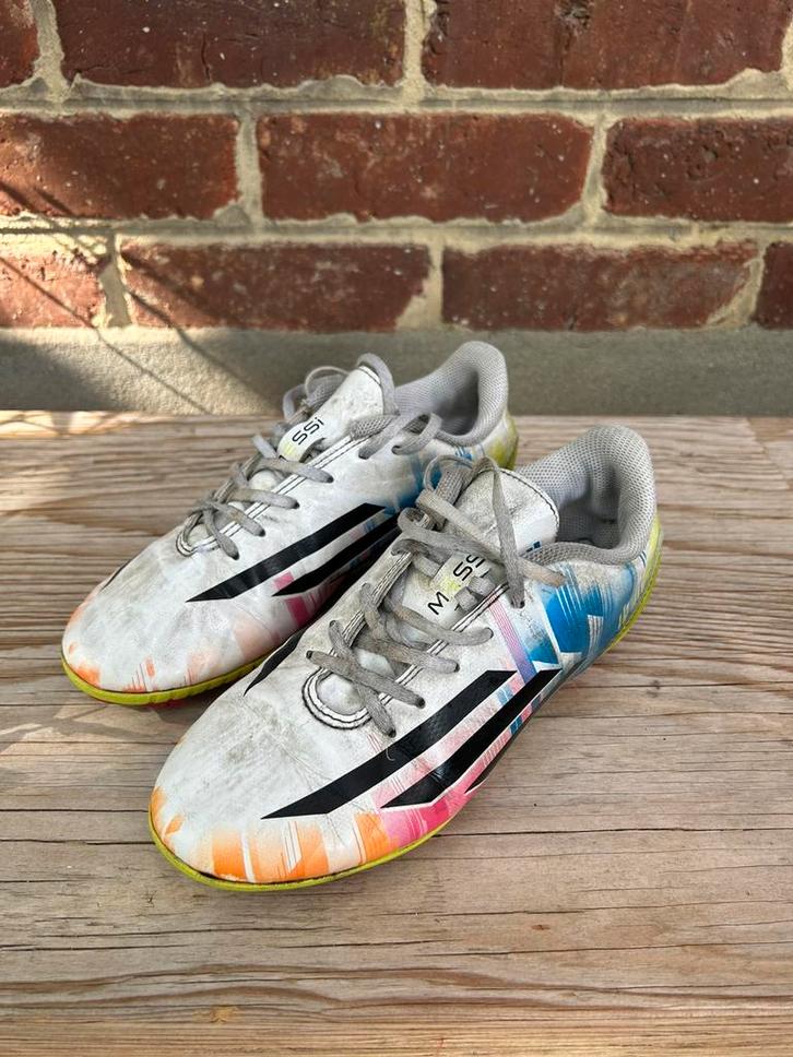 Adidas Messi maat 36, Sport en Fitness, Voetbal, Gebruikt, Schoenen, Ophalen