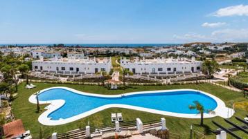 PENTHOUSE RESINA GOLF ESTEPONA AVEC VUE SUR MER INCROYABLE