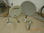 2 schotel parabool antennes met steun en 1lmb, Ophalen of Verzenden