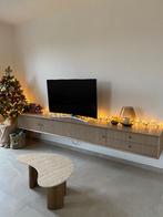 Tv kast ( zwevend ) kwalitatief hout, Huis en Inrichting, Kasten |Televisiemeubels, Ophalen, Zo goed als nieuw, 200 cm of meer