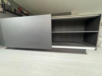 Commode en gewone kast (living) beschikbaar voor biedingen