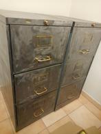 Kast met laden en mappen  aanwezig.  Rookvrij., Huis en Inrichting, Kasten | Roldeurkasten en Archiefkasten, Ophalen, Zo goed als nieuw