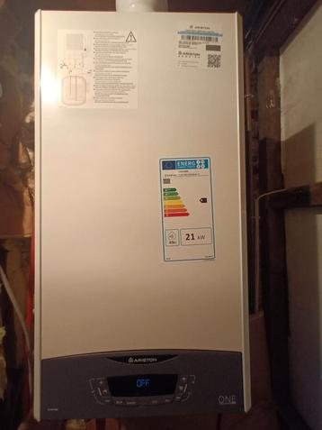 Chaudiere gaz ariston neuve servis 1 mois, Enlèvement, Comme neuf