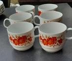6 Arcopal koffie kopjes, kleine chipjes af...zonder bordjes., Antiek en Kunst, Ophalen of Verzenden