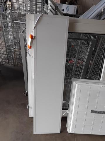 Ledpaneel Gebruikt 60x60 30x120 en LED TL 20 en 25W beschikbaar voor biedingen