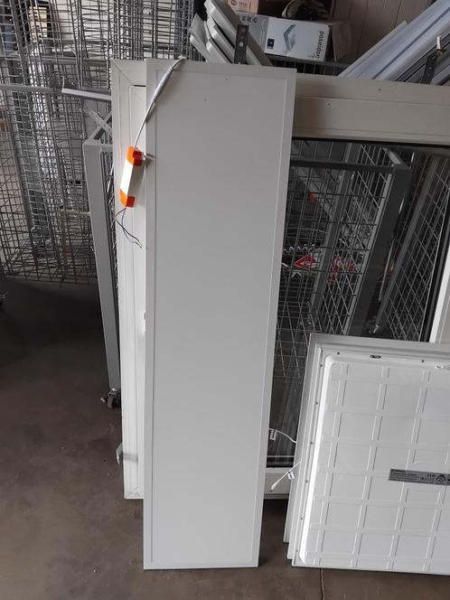 Ledpaneel Gebruikt 60x60 30x120 en LED TL 20 en 25W, Huis en Inrichting, Lampen | Plafondlampen, Zo goed als nieuw, Glas, Kunststof
