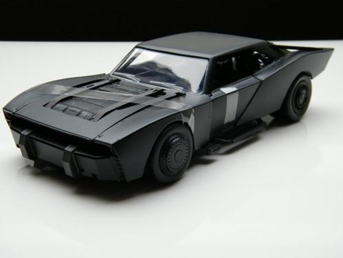 maquette de voiture Batmobile + Batman Figurine Jada Toys 1:, Hobby & Loisirs créatifs, Voitures miniatures | 1:24, Neuf, Voiture