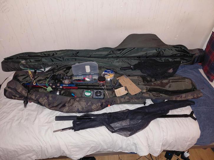 Diverse visspullen karper witvis en snoek materiaal, Watersport en Boten, Hengelsport | Witvissen, Ophalen