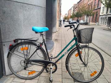 Damesfiets meisjesfiets studentenfiets stadfiets kotfiets  beschikbaar voor biedingen