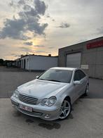 Mercedes C180 Benzine Kompressor, Auto's, Automaat, 4 deurs, Achterwielaandrijving, Zwart