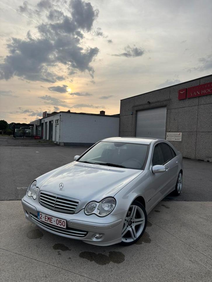 Mercedes C180 Benzine Kompressor, Auto's, Mercedes-Benz, Particulier, C-Klasse, Benzine, Euro 4, Berline, 4 deurs, Automaat, Zilver of Grijs