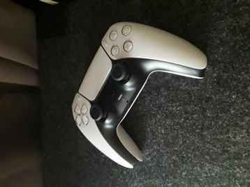 playstation 5 controller  beschikbaar voor biedingen